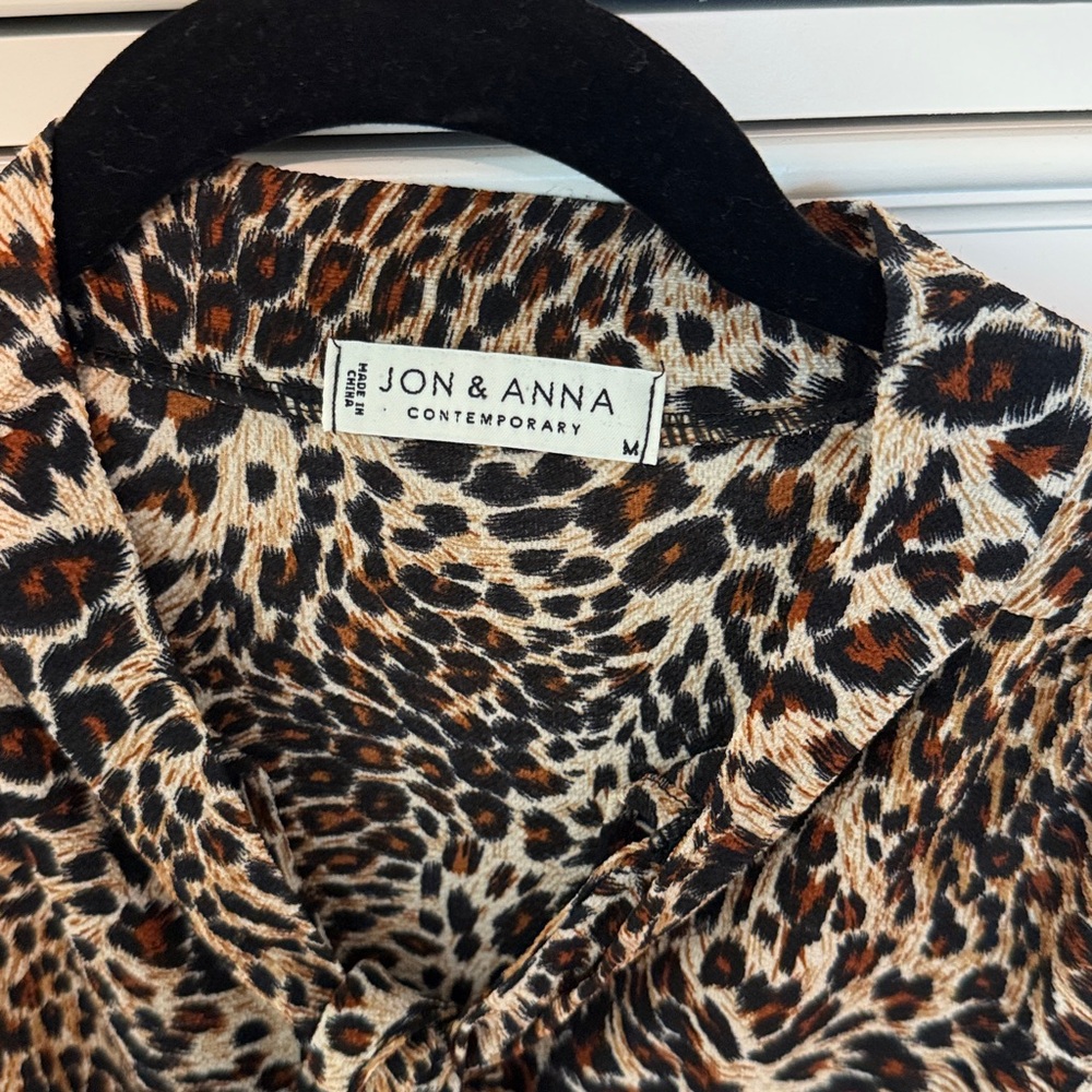 Jon & Anna leopard Print Blouse. Medium. Tie neck